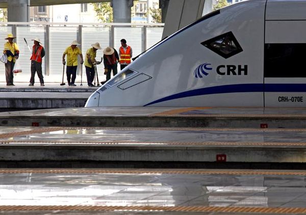 China Ujicoba Kereta Cepat