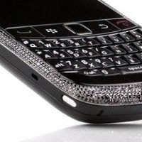 BlackBerry Bertabur Berlian Dijual Rp 223 Juta