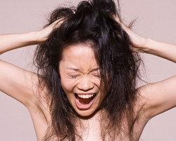 4 Referensi Produk untuk Merawat Rambut Kering