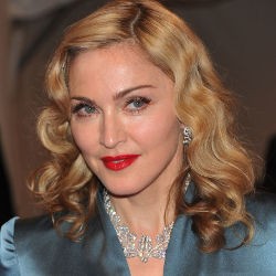 Madonna Akan Dirikan Panti Asuhan di Malawi