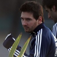 Tantangan Unjuk Gigi untuk Messi