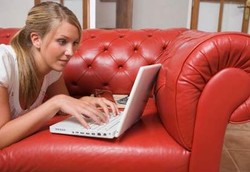 Facebook Bisa Picu Gangguan Obsesif Kompulsif