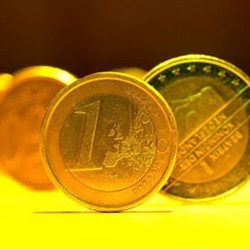 Mengapa Transaksi Emas via Online?