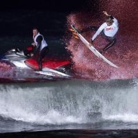 Peselancar Bali Menangi Surfing Tow At Malam Hari di Kuta