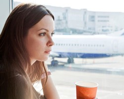  5 Tips Usir Bosan Saat Pesawat Delay