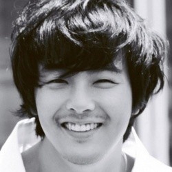 Setahun Kematian Park Yong Ha Diperingati di Seoul