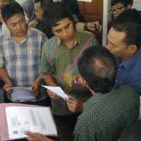 Kecewa Pendaftaran Online, Ratusan Wali Murid Geruduk Dinas Pendidikan