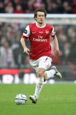 Rosicky Tak Ingin Tinggalkan Emirates