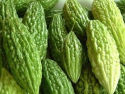 Turunkan Berat Badan dengan Pare