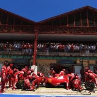 Ferrari Tak Akan Pernah Menyerah