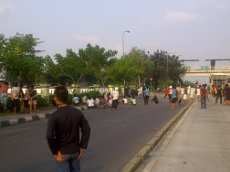  Ada Tawuran, Lalu Lintas ke Arah Pasar Rumput Lumpuh Total