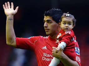 Sedikit Nasihat Torres untuk Suarez
