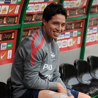 Nasri Diminta Bertahan di Arsenal