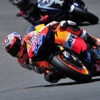 Stoner Bermasalah di Ban