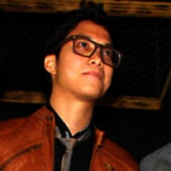 Baju Dikta Yovie & Nuno Dirobek Perempuan