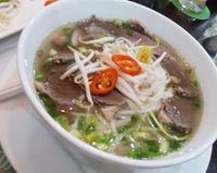 Slurppp! Pho Bo Hangat dan Gurih