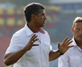 Rijkaard Bawa Optimisme ke Arab Saudi