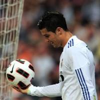 Ronaldo Bantah Bilang Ingin ke City