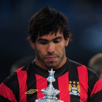 Tevez Isyaratkan Hengkang dari City