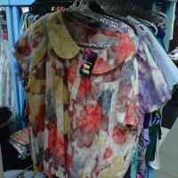 Baju Tahun 70-an Tetap Eksis di Pasaran