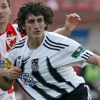 Liverpool Dikabarkan Dekati Bek Muda Montenegro