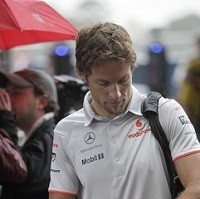Button Nilai McLaren Berkawan dengan Hujan
