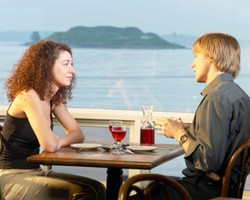 40% Pria Tidak Percaya Diri Saat Kencan Pertama