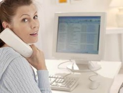 8 Trik Santai Mengelola Stres di Kantor