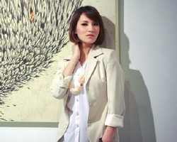 Chantal Della Concetta Sulit Tinggalkan Dunia Presenter
