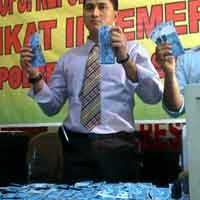 Polisi Amankan Pengedar Uang Palsu Senilai Rp 100 Juta