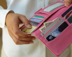 10 Kesalahan Finansial yang Sering Dilakukan Wanita