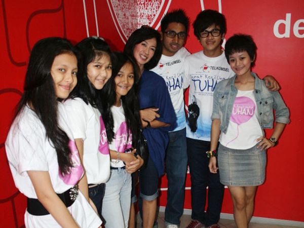 Bintang Surat Kecil untuk Tuhan