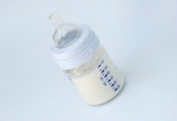 Susu si Kecil Tak Masuk Daftar Bebas E.Sakazakii? Ini Penjelasannya