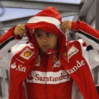 Giliran Massa Tercepat di Lintasan Basah