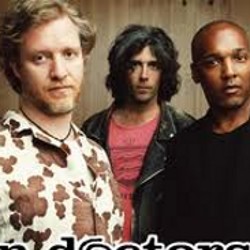 Konser di Senayan, Spin Doctors Janjikan Kejutan