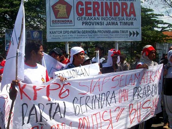 Kader Gerindra Geruduk Kantor DPD Jatim