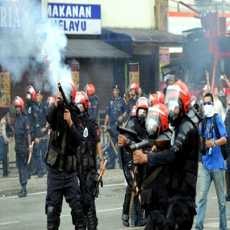 Polisi Malaysia: Stop Hasut Rakyat Melalui Media Sosial!