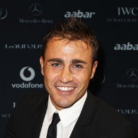 Cannavaro Menyesal Tak Akhiri Karier di Napoli