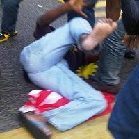 Polisi Dituding Lakukan Kekerasan pada Demonstran