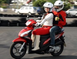 Honda Spacy Helm In Harus Inden, AHM Minta Maaf