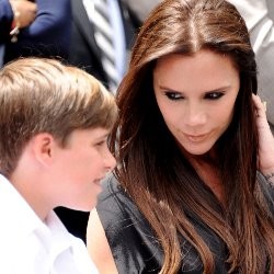 Beckham Beri Nama Bayi dengan Angka Keberuntungan