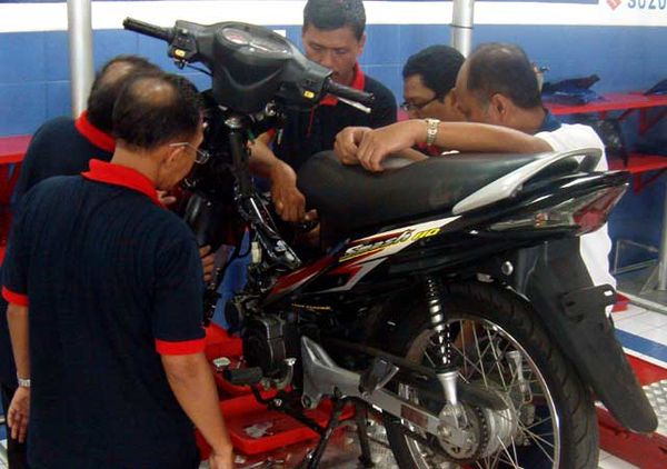 Suzuki Ajari Pensiunan Kemenhan Ngebengkel