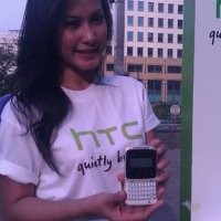 Ponsel Facebook HTC Dibanderol Rp 2,9 Juta