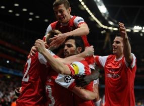 Van Persie Minta Arsenal Lebih Royal Belanja