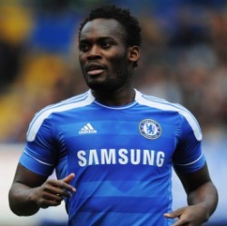 Essien Terancam Absen Enam Bulan