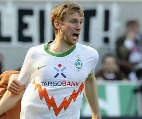 Bremen Jaga Mertesacker