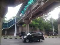 Meski Jembatan Penyeberangan Jorok & Pesing, Jauh Lebih Aman