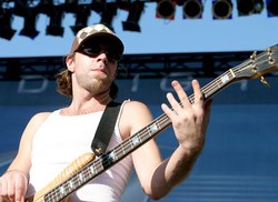 Fakta-Fakta Baru Tertangkapnya Bassist Coheed and Cambria