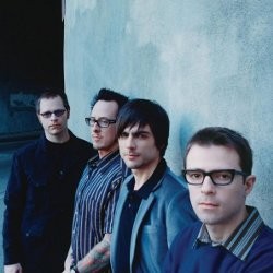 Weezer Umumkan Tur Kapal Pesiar