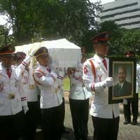 Jenazah Budi Rochadi Tiba di Bank Indonesia